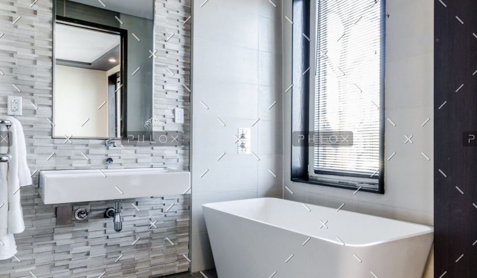 demo-attachment-808-chastity-cortijo-604621-unsplash-1